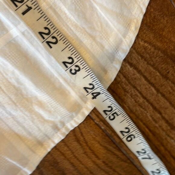 J.McLaughlin white square textured collared button up 4 - Picture 7 of 10